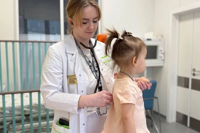 В Подмосковье девочка едва не погибла из-за приюченного котенка