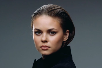 «С сильными мужчинами конкурирую, выбираю слабых и тащу на себе. А как общаться на равных?»