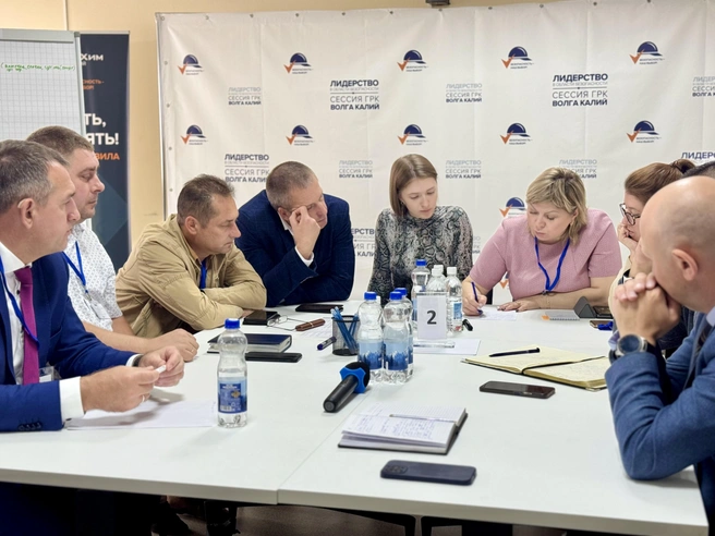 Мозговой штурм и командное обсуждение вариантов решения той или иной проблемы стали основой нахождения новых идей | Источник: Светлана Иванова