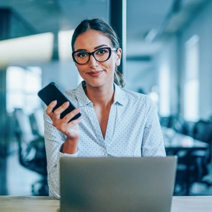 Как вести соцсети, чтобы не потерять работу: 10 золотых правил
