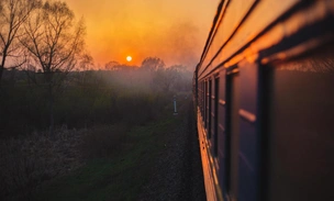 Вдаль по рельсам: 7 самых живописных железных дорог России