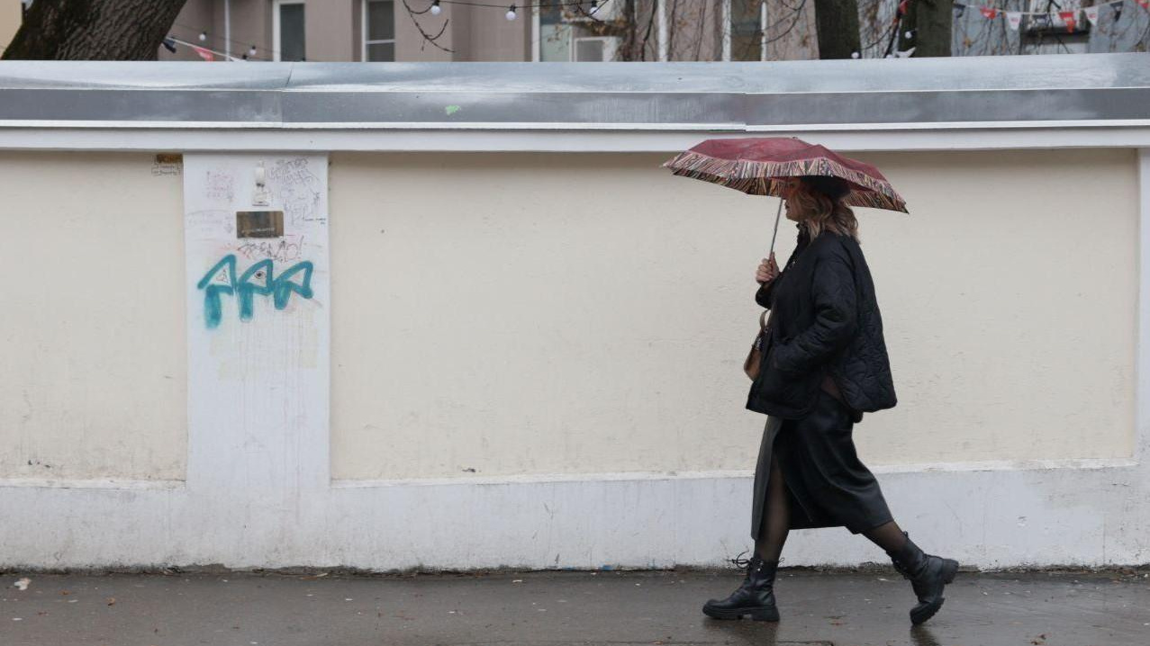 Москву накроет пятибалльным штормом со снегом и дождем. Синоптики предупредили о мощных осадках в столице