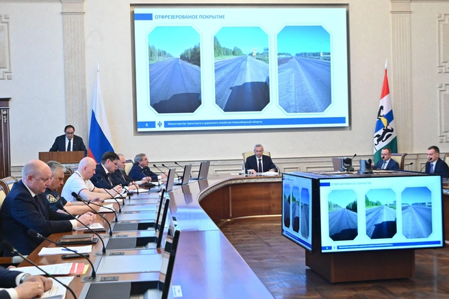 Андрей Травников позитивно оценил работу министерства и поручил его руководству продумать механизмы повышения требовательности к качеству работ | Источник: www.nso.ru