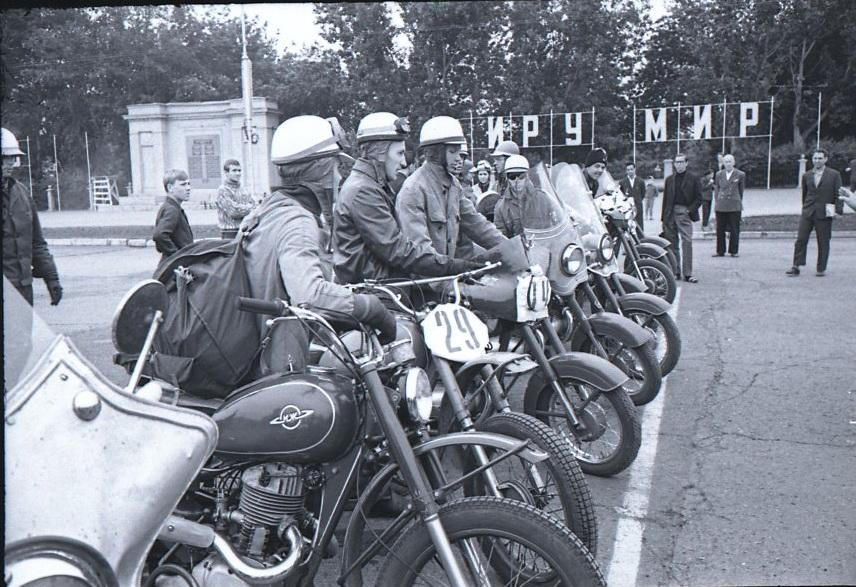 Какими были байкеры Самары… ой, Куйбышева 70 лет назад — уникальные фото 