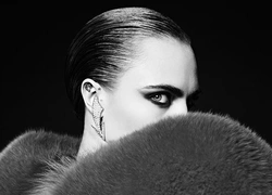 Кара Делевинь в кампании Saint Laurent
