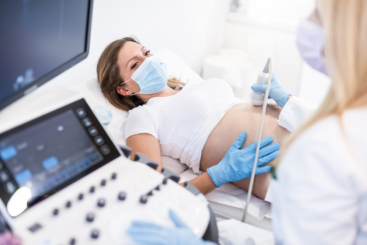 Беременность во время пандемии: врачи назвали главную опасность