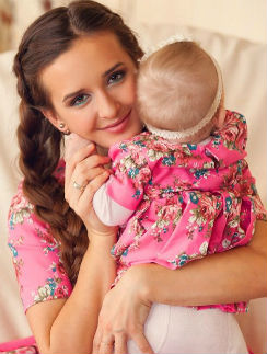Маргарита Агибалова с дочерью