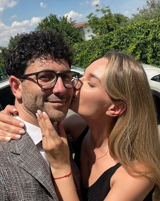 Оказалось, что Джузеппе сразу положил глаз на юную иностранку | Источник: burtseva_italia / Instagram (деятельность запрещена в РФ)