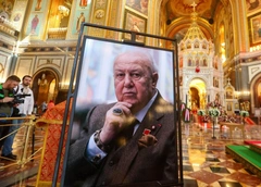 В Москве прощаются со скульптором Зурабом Церетели: репортаж