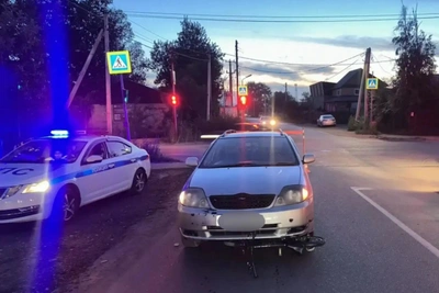 В Кызыле автомобиль сбил ребенка на велосипеде