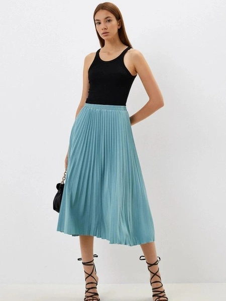 Юбка Adele FashionЦена: 15 996 руб.Где купить: lamoda.ru