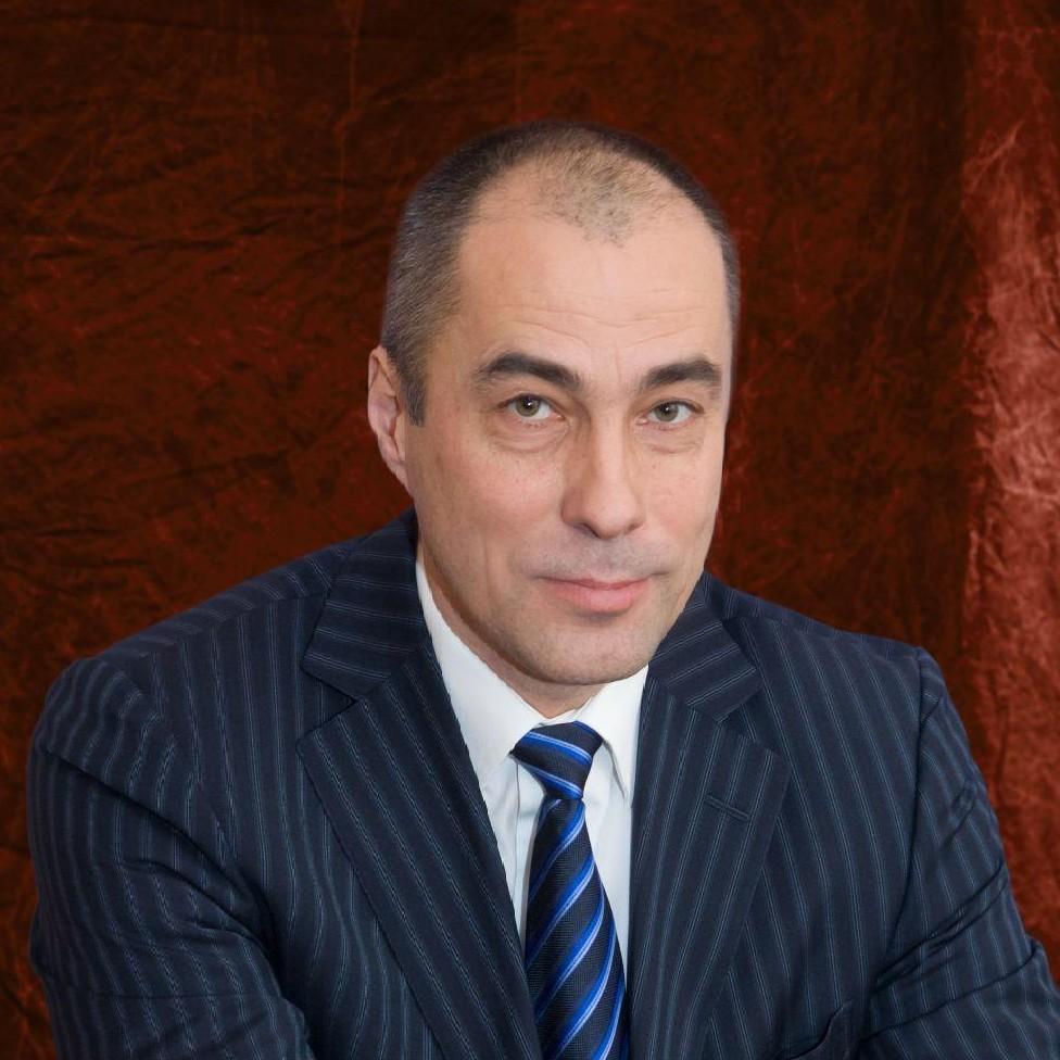 <p>Денис Минкин</p>
