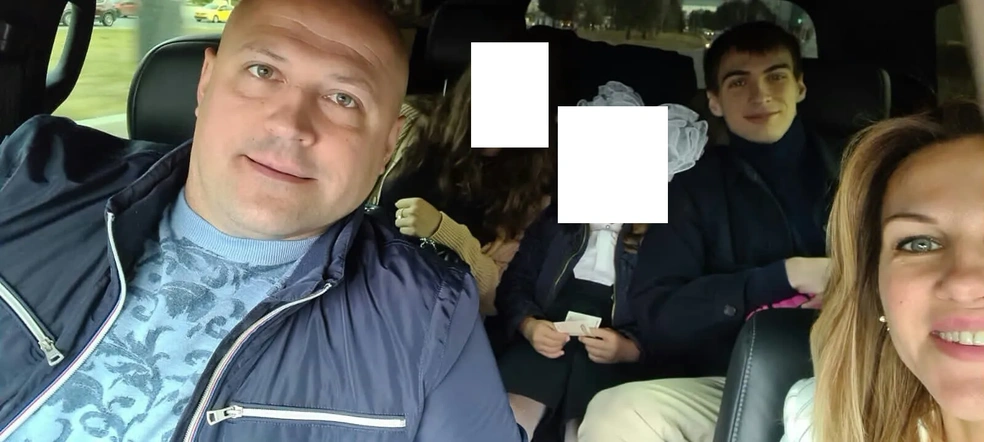 Слева направо: Андрей Антощенко (глава управы Даниловского района), два несовершеннолетних ребенка, Андрей Мокан, Галина Мокан (глава управы района Чертаново Центральное) | Источник: личная страница отца Галины Мокан / Ok.ru