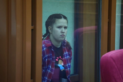 Young mother on trial for strangling infant daughter