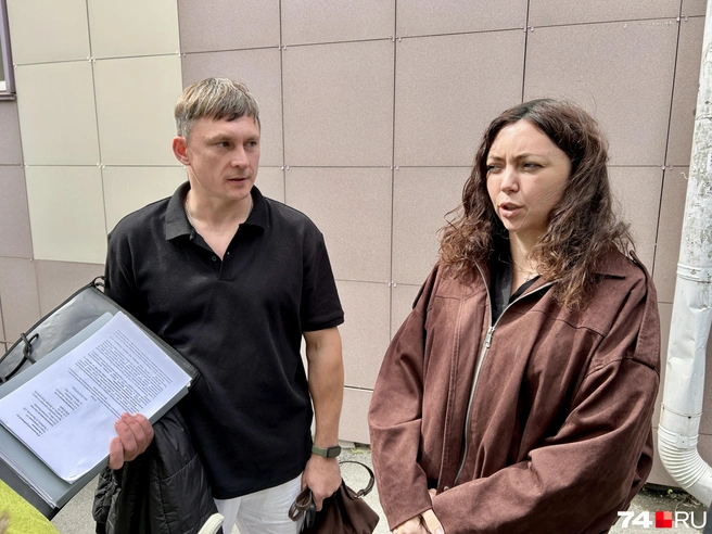 Не сказать, что родители решением довольны, но сегодня они впервые за последнюю неделю смогли выдохнуть | Источник: Михаил Шилкин
