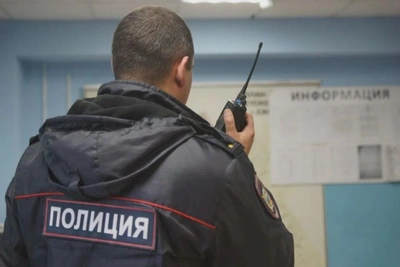 Полиция Находки проверяет избиение мужчины и его семьи