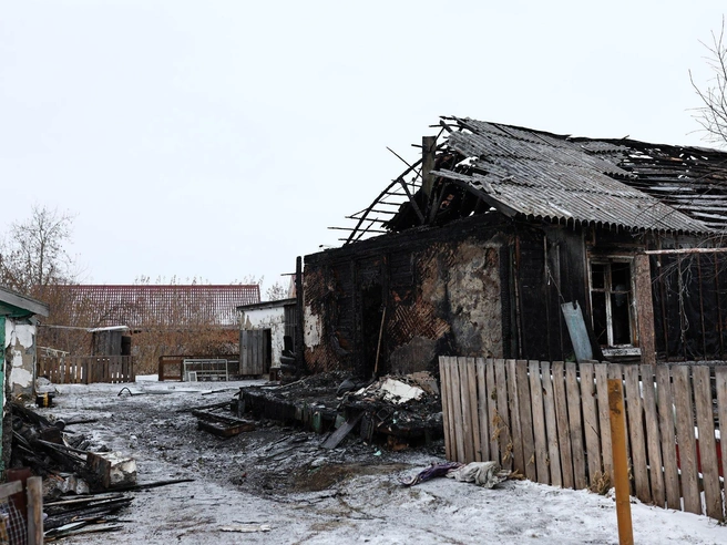 Сигнал о возгорании поступил в 6:45 утра | Источник: Александр Ощепков / NGS.RU