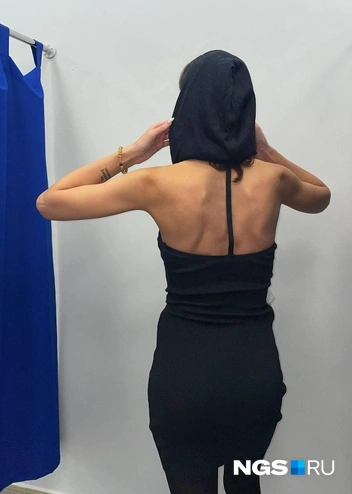 Можно стилизовать дерзкий и даже немного футуристичный образ  | Источник: Алена Золотухина / NGS.RU 