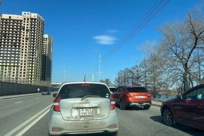 Пробки 8 баллов и рост цен на такси в Красноярске