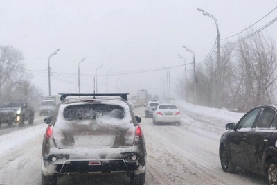 Пробки и ДТП в Иркутске из-за метели 18 декабря