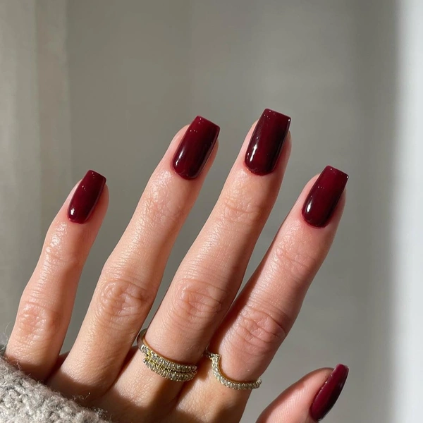 маникюр, маникюр 2025, цвет маникюра, ногти маникюр 2025, красный маникюр, красивый маникюр, цвет маникюра 2025, маникюр тренд | Источник: Социальные сети