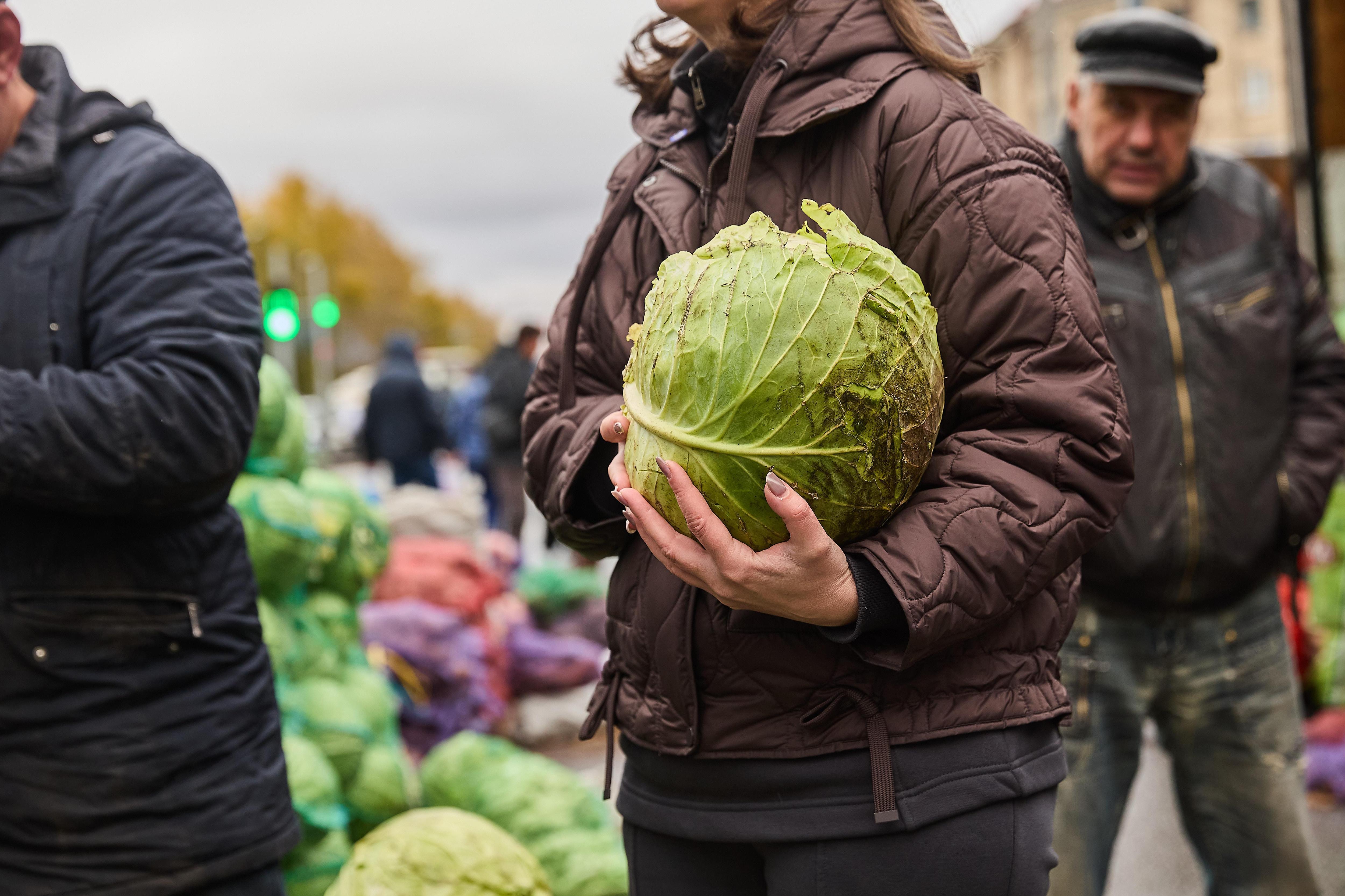 Ярмарка колесит по городу. Фермеры привезут варенье, рыбу и мед в район Читы