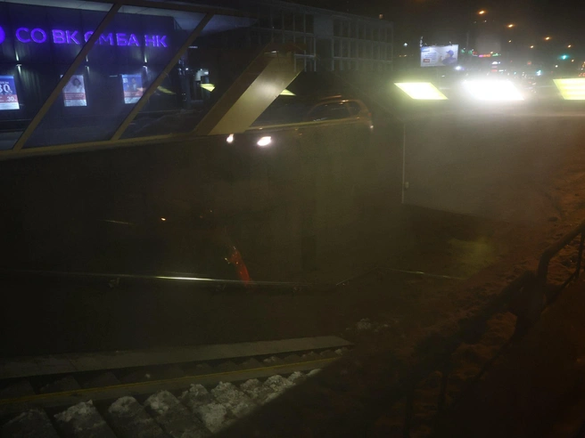 Предположительно, водитель автомобиля не справился с управлением. | Источник: Александр Ощепков / NGS.RU