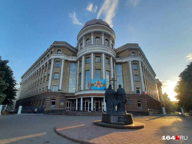 В крупнейшем в Саратове вузе учится 30 тысяч студентов | Источник: Сергей Гендин / 164.RU