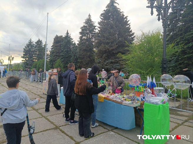 Вот к этому прилавку надо было ждать своей очереди | Источник: Юлия Дроглева