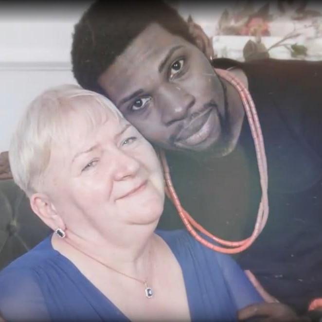 Умерла участница шоу «МАЛАХОВ» и вдова нигерийского принца Наталья Веденина