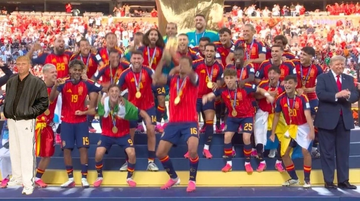 Самые смешные мемы про Трампа на награждении FIFA 2026 | Источник: Соцсети