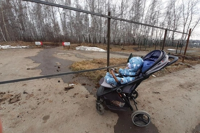 Жители Челябинска возмущены забором на экотропе