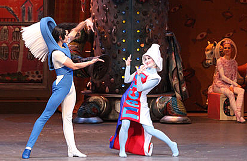 Сцена из балета «Мойдодыр»  с участием Анастасии Винокур