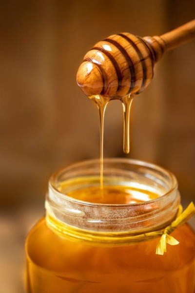 Почему детям до года нельзя давать мед