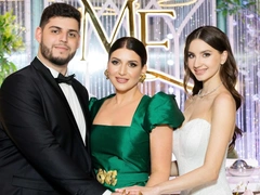 Певица Жасмин впервые стала бабушкой