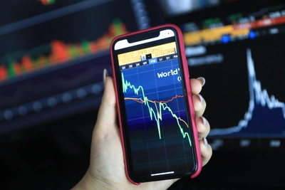 В Екатеринбурге девушку обманули мошенники лично