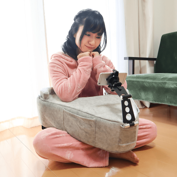 В Японии изобрели и продают идеальную для прокрастинации подушку