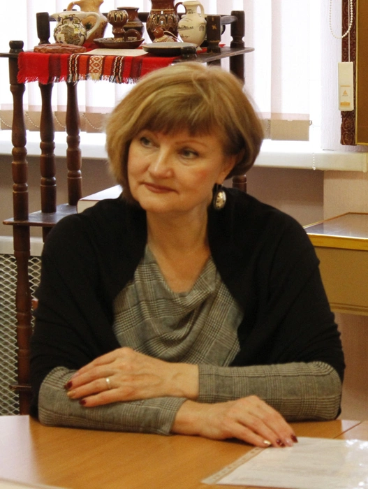 Уволенный директор ИНО РГУ доцент Елена Осипова
