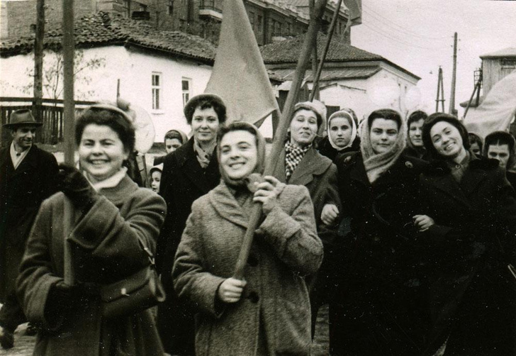4 причины, почему советские женщины в 20 лет выглядели на 50