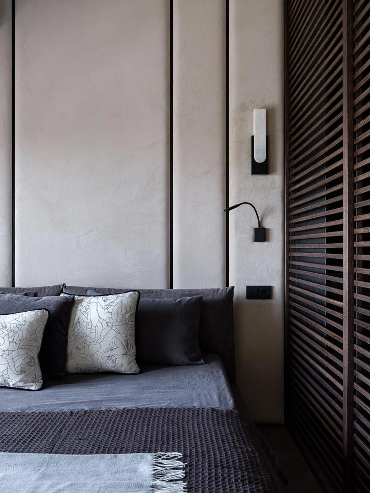 Подушки, Izzi Decor. | Источник: Евгений Гнесин. Стиль: Ирина Бебешина 