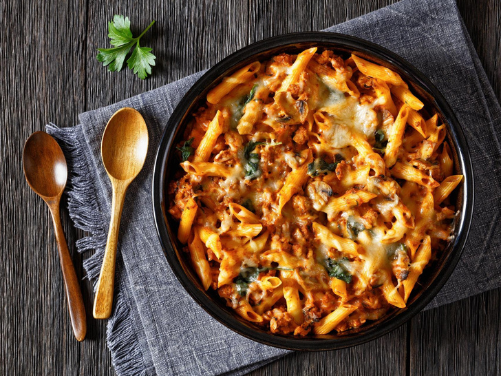 Спагетти с курицей в духовке - простой и вкусный рецепт с пошаговыми фото