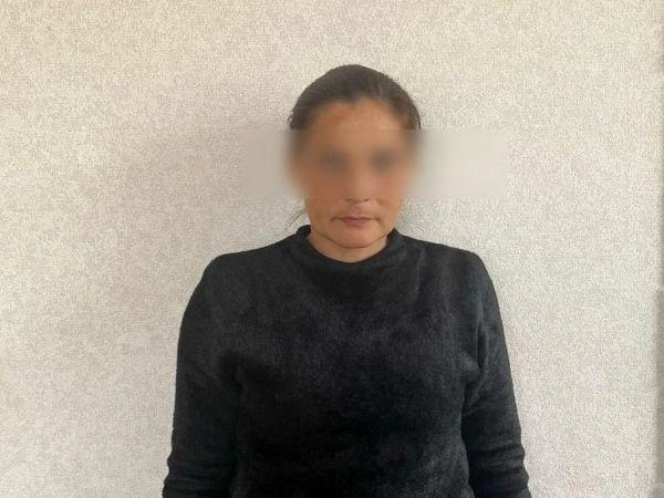 Курганские полицейские задержали женщину из соседнего региона. В Кургане под предлогом снятия порчи она забрала драгоценности | Источник: Полиция Курганской области / t.me