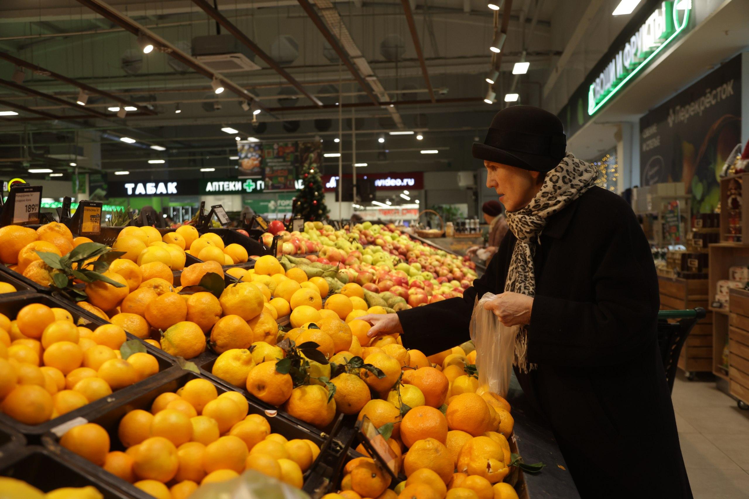 «Цены зависят от аппетитов посредников». Сколько стоят мандарины в России и в Турции — вы удивитесь