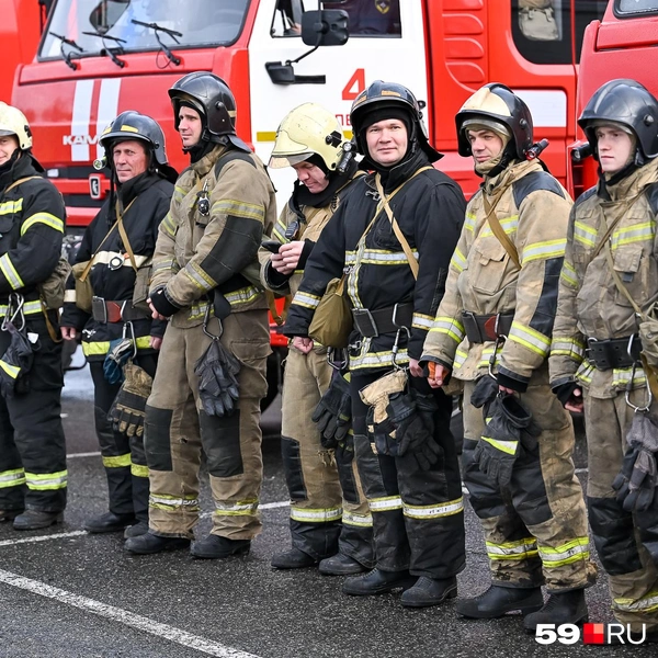 В общем строю были и пожарные бригады | Источник: Василина Любимова / 59.RU