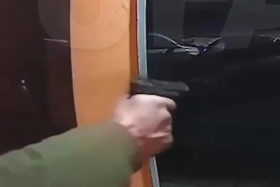 Вооружённый мужчина в уфимском подъезде задержан