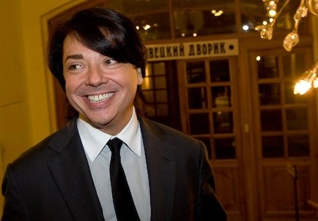 Школьную форму от Юдашкина будут шить из рязанской ткани | ya62.ru