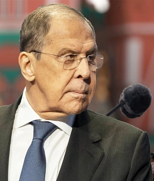 Лавров прокомментировал слухи о болезни Путина