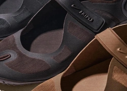 Первая модель обуви NikeSKIMS — балетки — переосмысление культовых кроссовок 1990-х