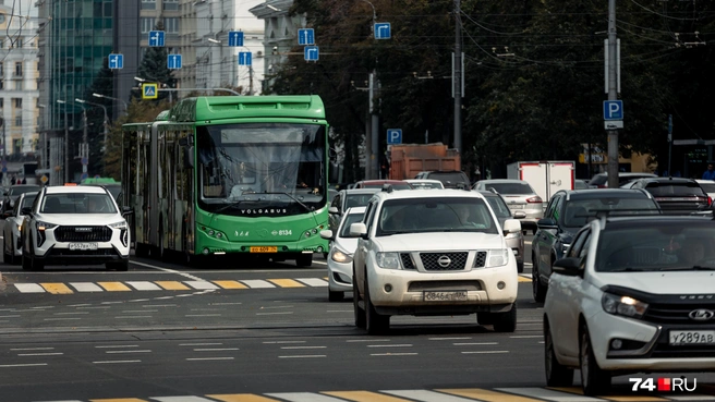 Неадекватный пассажир напугал других людей в автобусе | Источник: Наталья Лапцевич