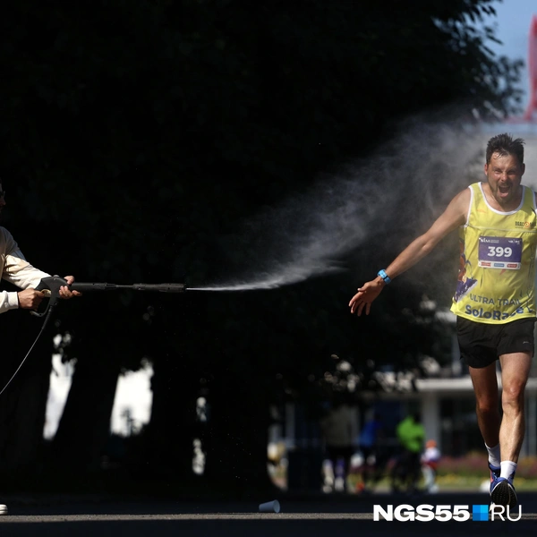 Давай лей! | Источник: Евгений Софийчук / NGS55.RU 